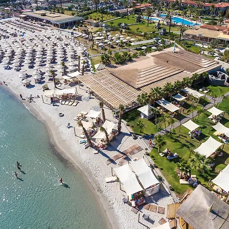 Alacati Beach Resort Hotel