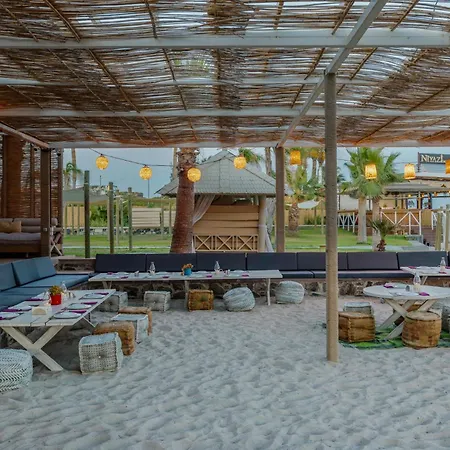 ホテル Alacati Beach Resort アラカティ