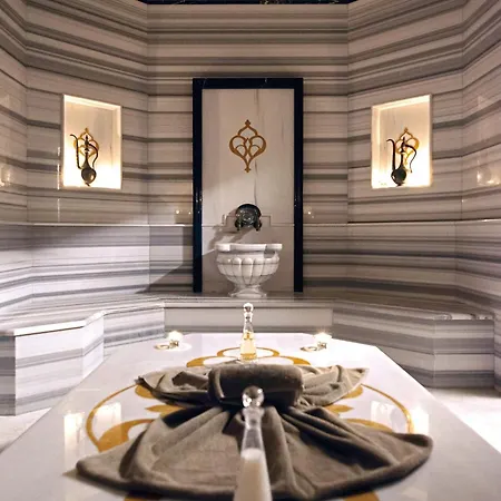 Alacati Beach Resort Hotel *